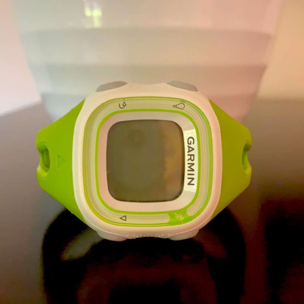 Garmin Forerunner 10 GPS watch